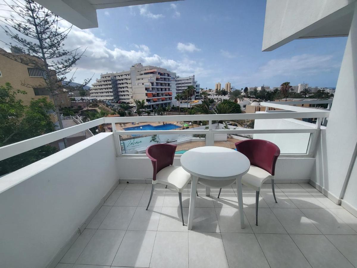 Cozy Apartment Near The Beach Playa de las Américas Buitenkant foto