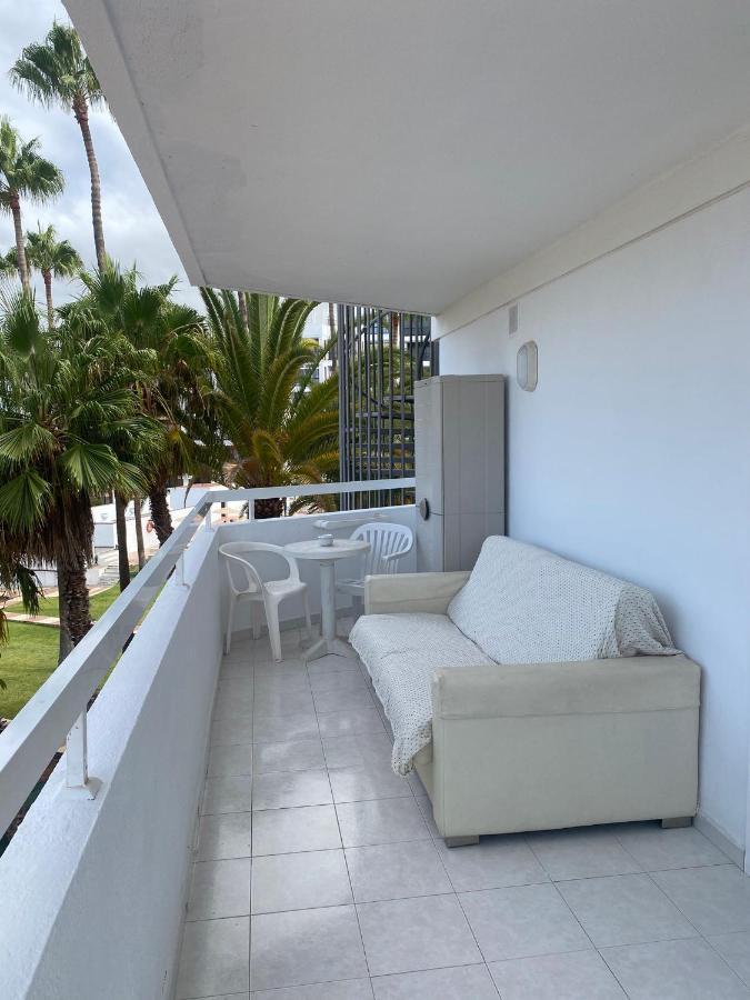 Cozy Apartment Near The Beach Playa de las Américas Buitenkant foto
